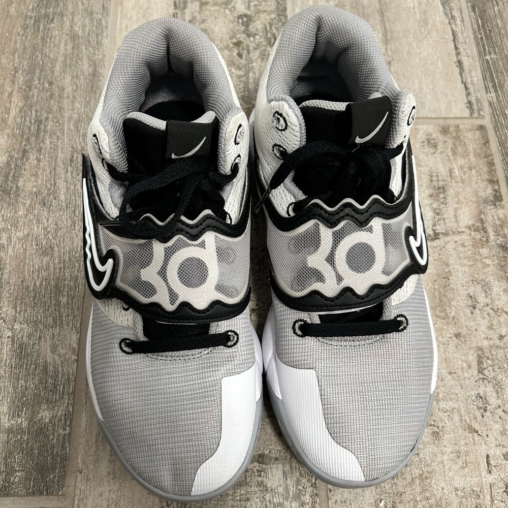 EUC Nike KD Trey 5 X Men’s Basketball Shoes - Picture 2 of 10